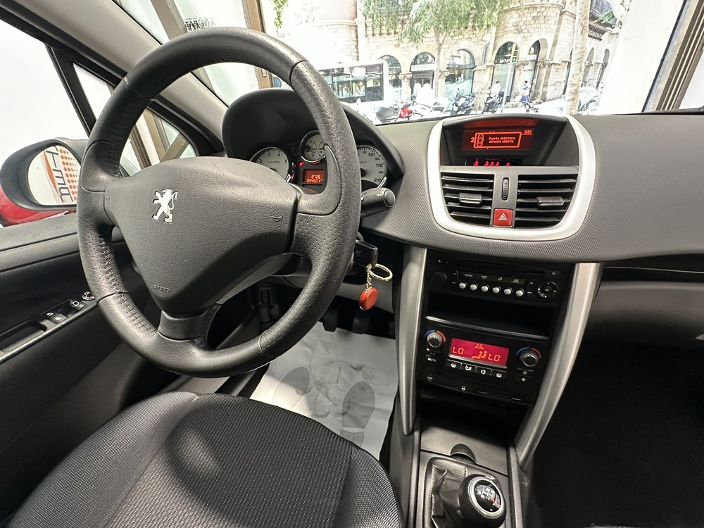Peugeot 207 ACTIVE foto 34