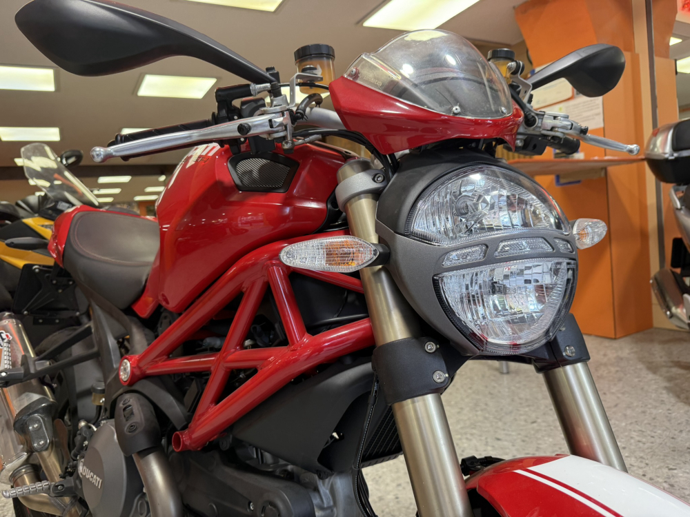 Ducati Monster 1.100 EVO foto 13