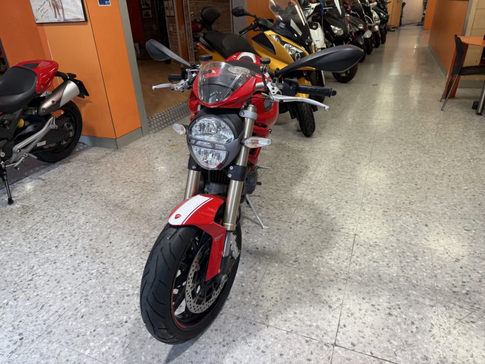 Ducati Monster 1.100 EVO foto 4