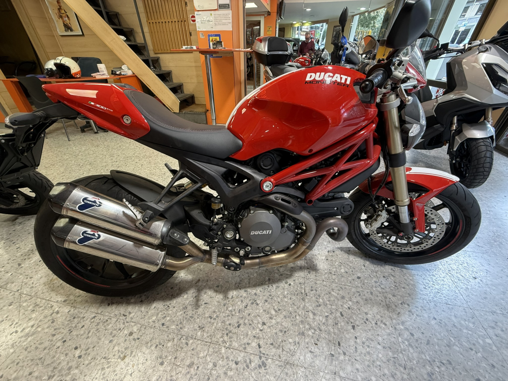 Ducati Monster 1.100 EVO foto 9