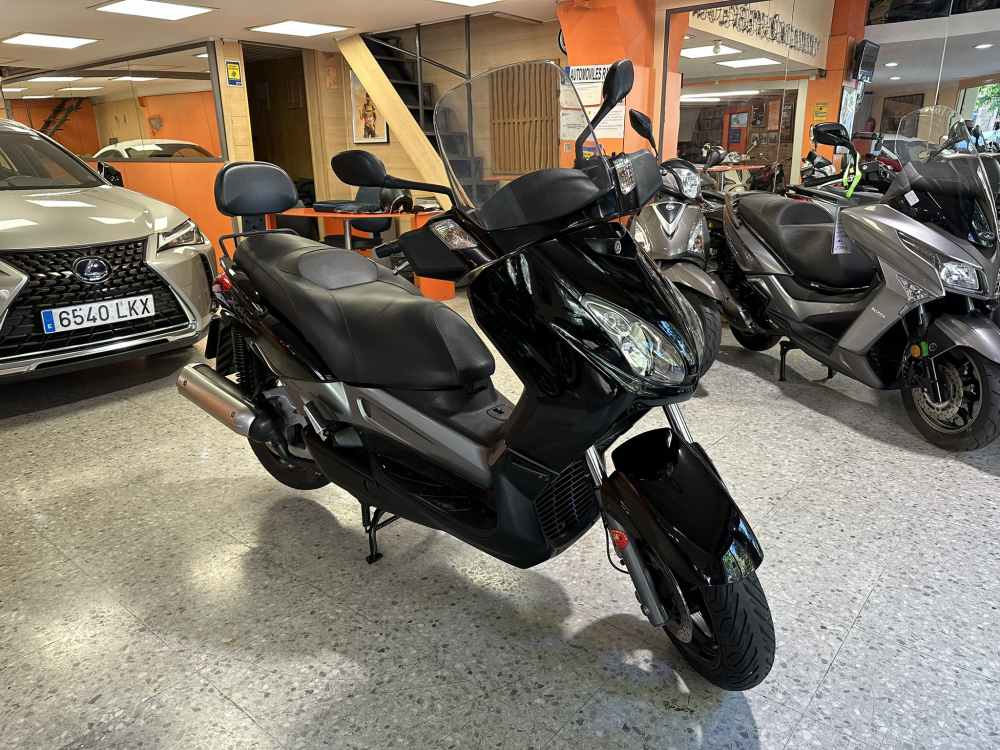 Yamaha X-Max 125 125 foto 3