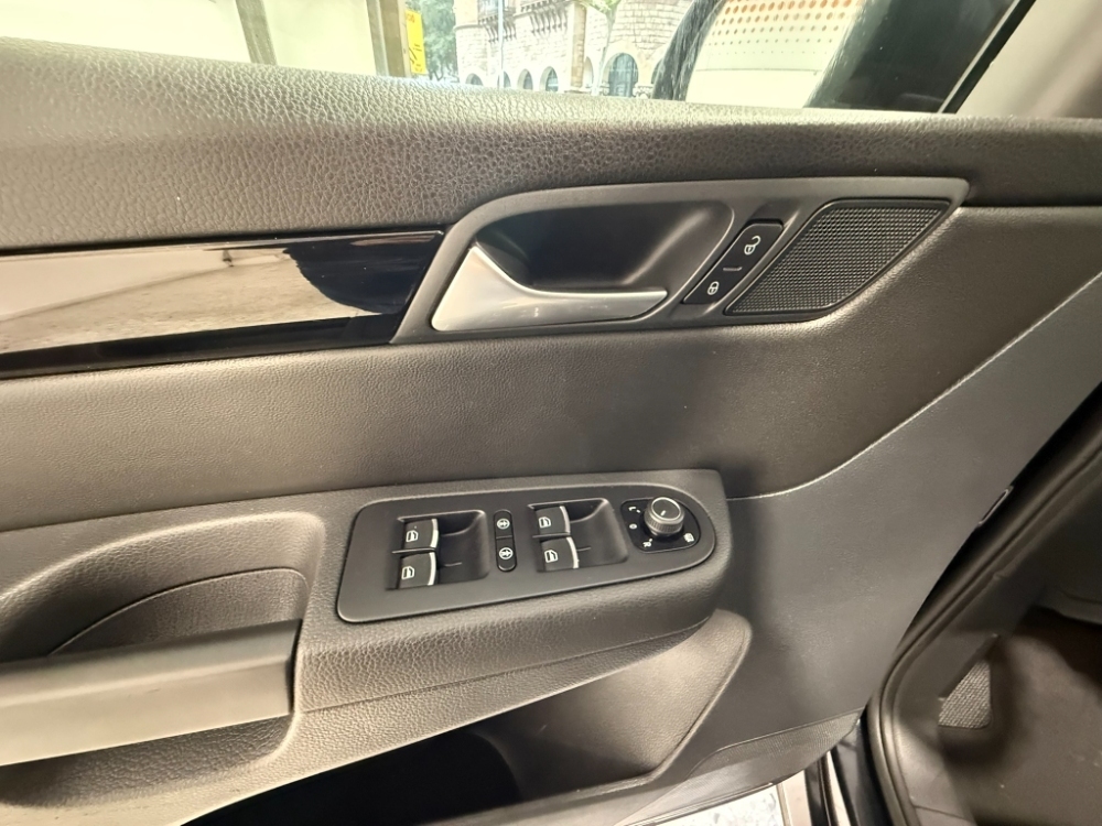 Volkswagen Sharan Sport BMT foto 42