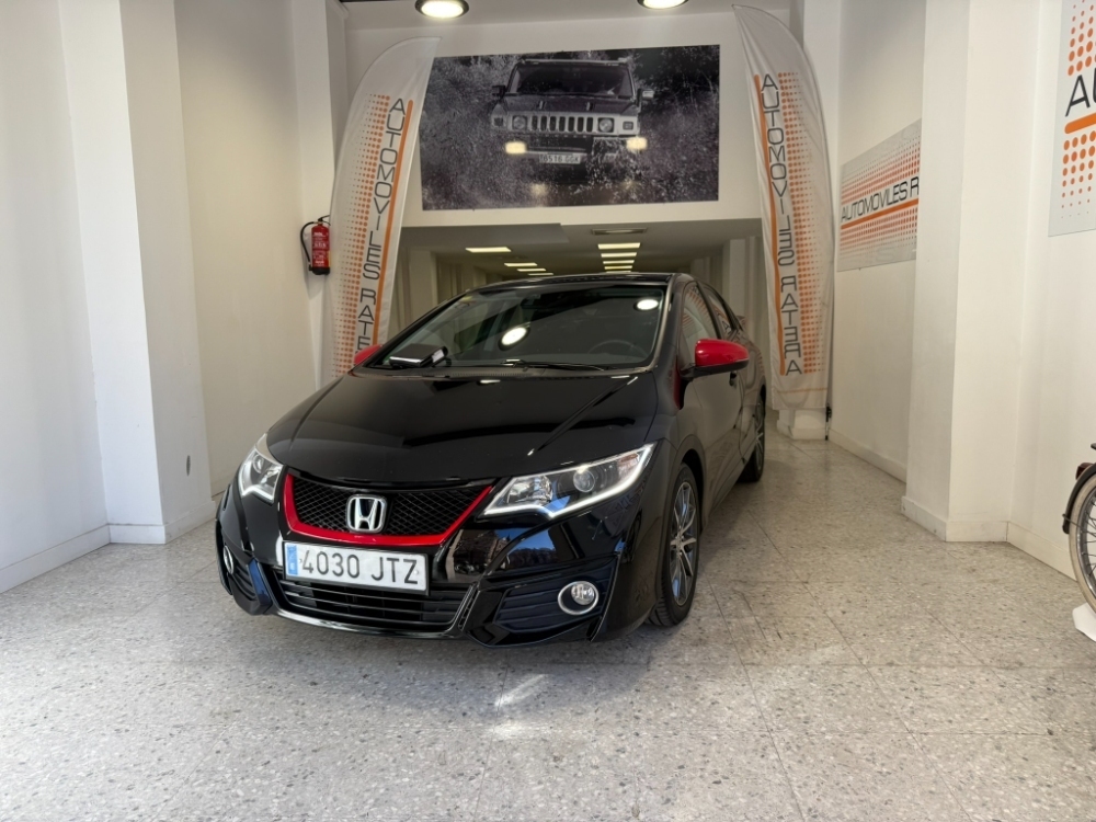 Honda Civic 1.8 iVTEC foto 2