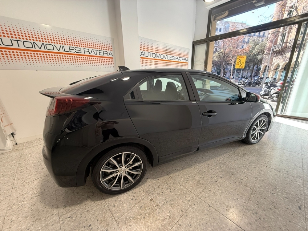 Honda Civic 1.8 iVTEC foto 11