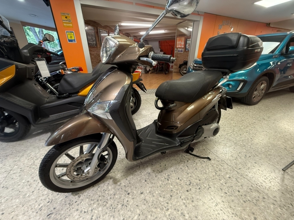 Piaggio (Vespa) PIAGGIO LIBERTY Liberty 125i.e. 3V foto 2