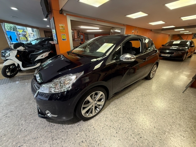 Peugeot 208 Allure foto miniatura