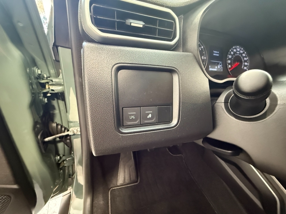 Dacia Duster Journey Go foto 33