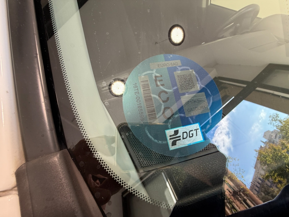 TOYOTA Rav4 H200 4x2 Advance + Drive Pack automàtic. foto 8