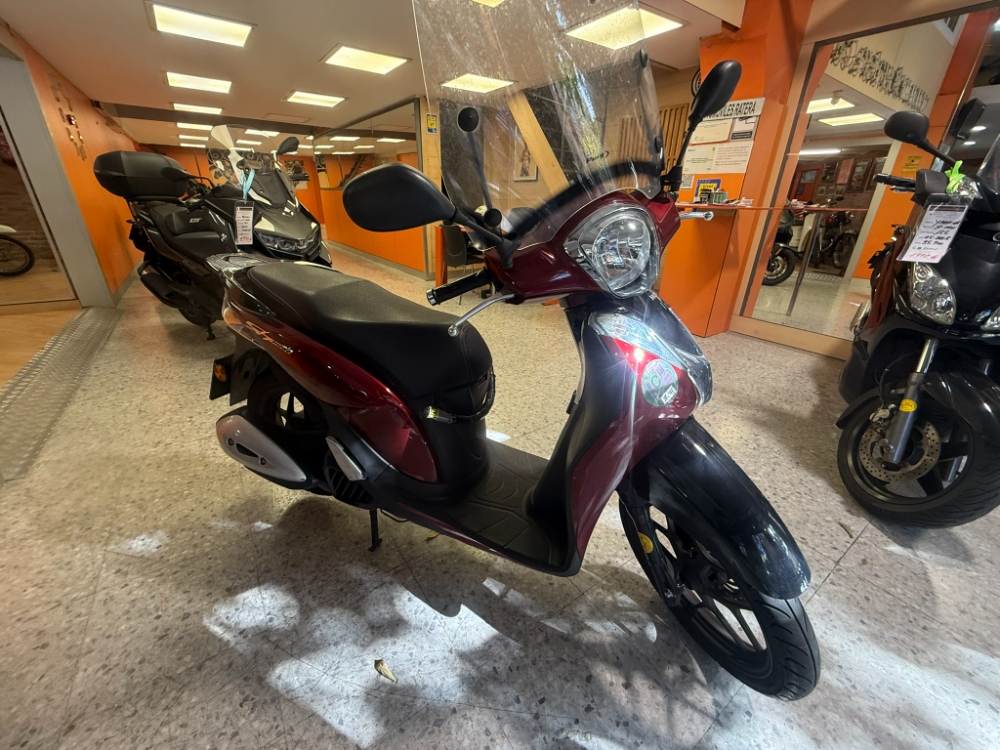 Honda SH Mode 125 foto 2