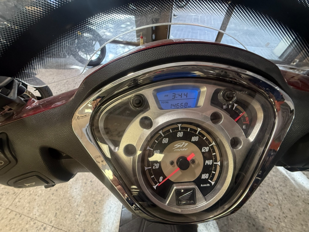 Honda SH Mode 125 foto 10