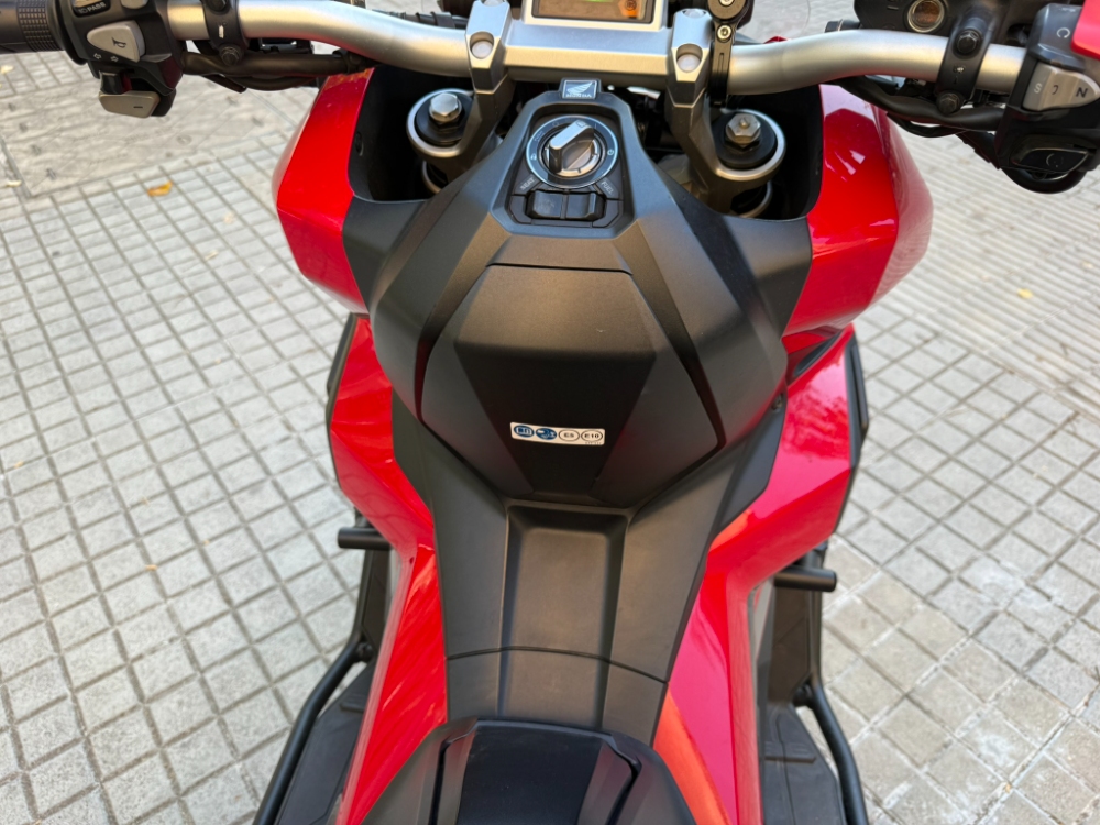 Honda XADV 750 foto 23