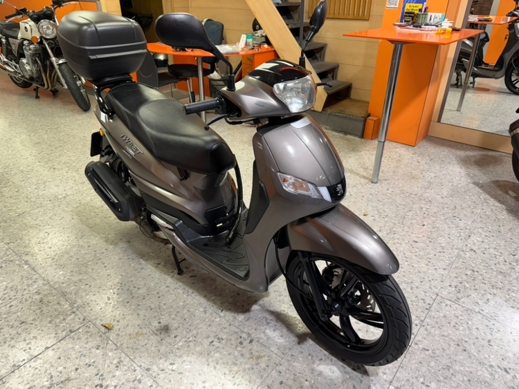 PEUGEOT TWEET 125 foto miniatura