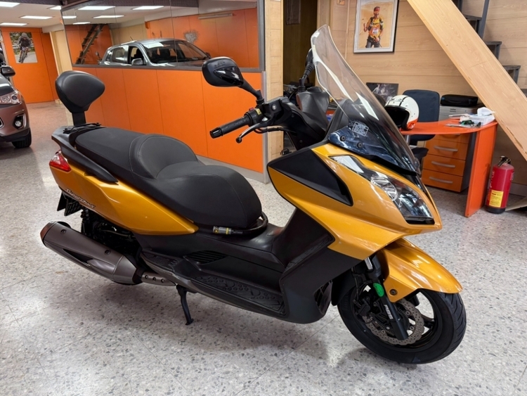 Kymco G-Dink 300i Grand Dink 300i foto miniatura