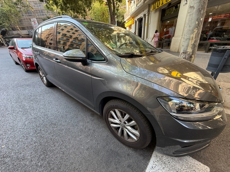 Volkswagen Touran Advance BMT foto miniatura